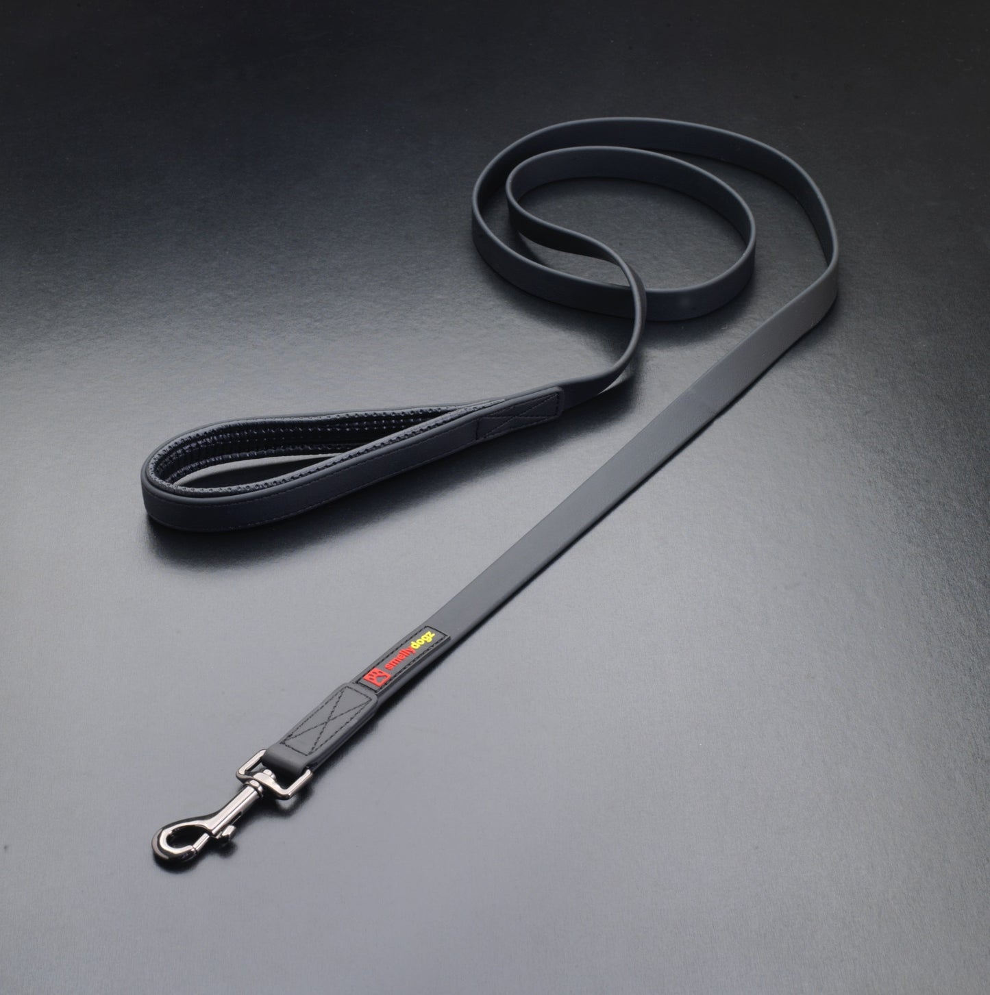 Smellydogz Lead 5/8" Black