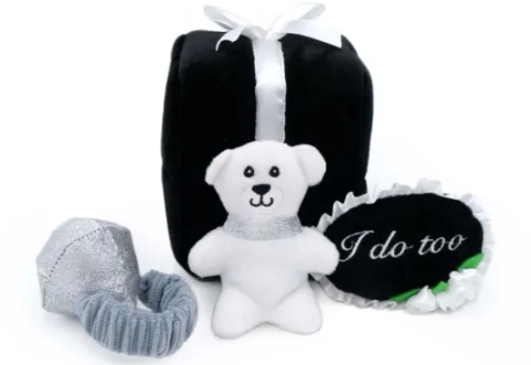 Zippy Paws Burrow - Wedding Ring Box